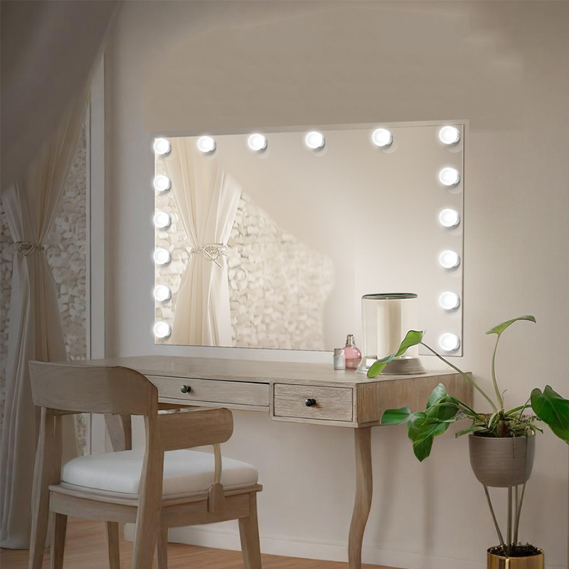 Lampa LED do makijażu, bez wie – Desk Setup Lamp recenzja i cena